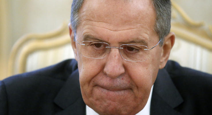 Лавров назвал "хамством" высылку дипломатов РФ