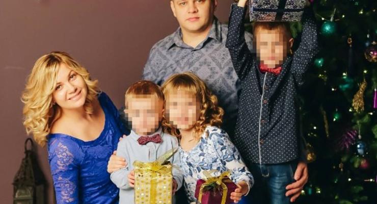 "Их заперли в зале" - потерявший семью мужчина о Кемерово