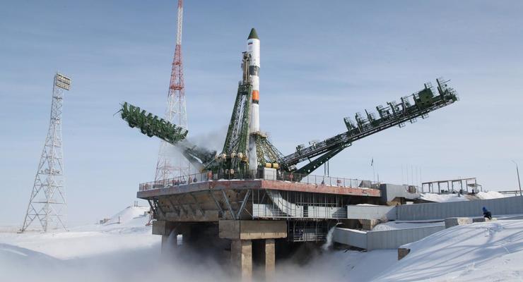 Россия запустила на орбиту военный спутник