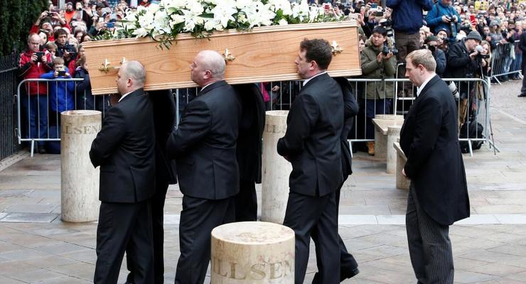 В Кембридже похоронили Стивена Хокинга