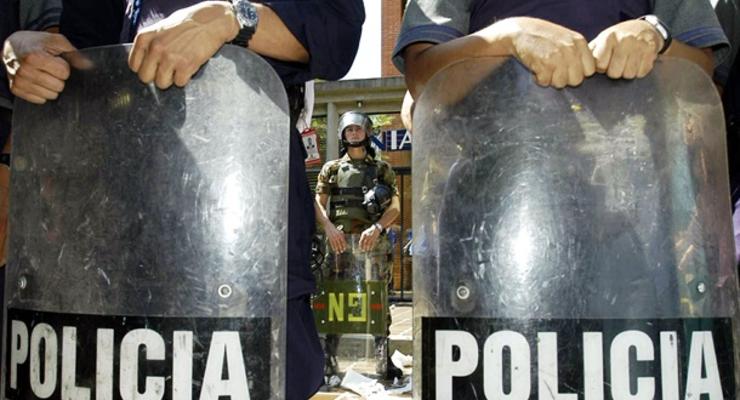 Пожар в тюрьме Венесуэлы: задержаны пятеро полицейских