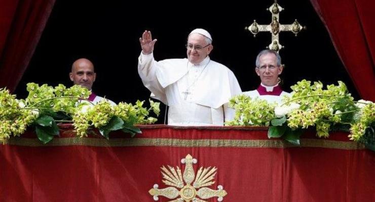 Папа Римский пожелал мира Украине