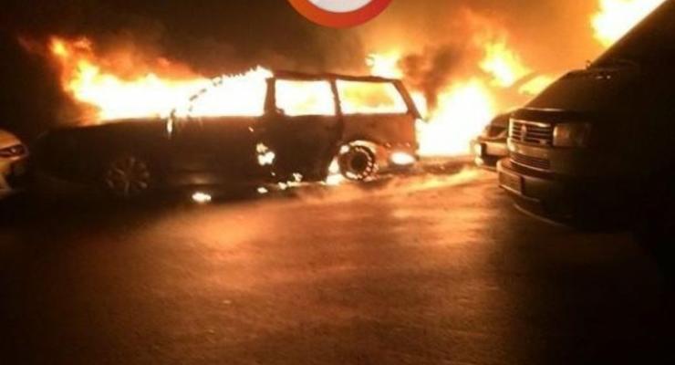 В Софиевской Борщаговке сгорело пять автомобилей
