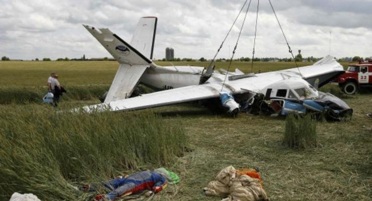 Суд признал виновными пилотов за авиакатастрофу под Киевом в 2012 году