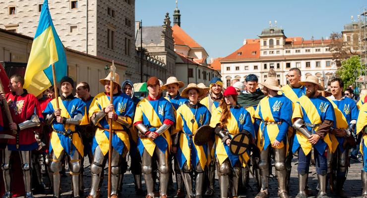 Чемпионы по средневековым боям просят помощи украинцев