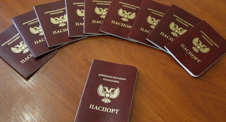 В ДНР заявили о выдаче 172 тысяч своих "паспортов"