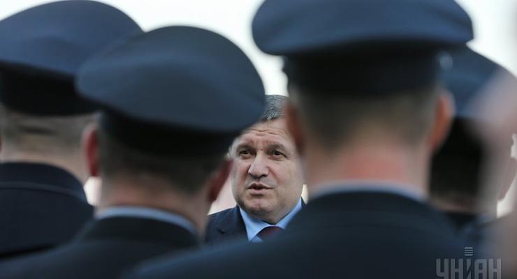 МВД готовится к разным сценариям на Донбассе