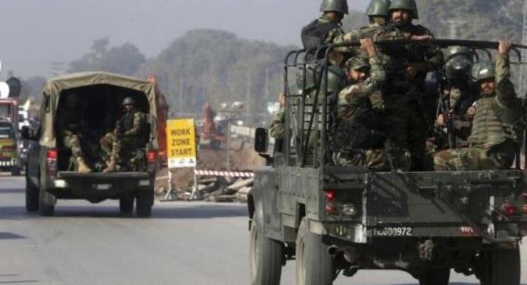 На границе Афганистана и Пакистана военные устроили перестрелку
