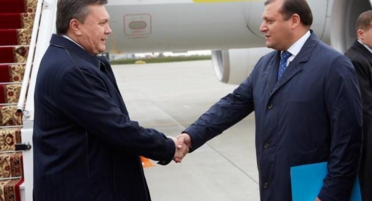 Добкин: Янукович должен был "остаться и умереть"