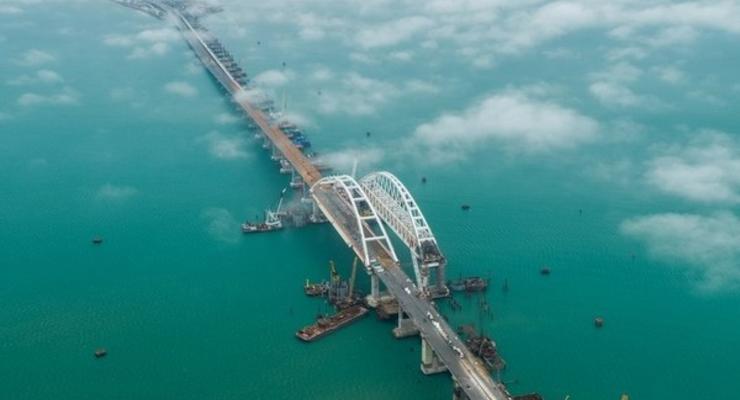 Крымский мост: грузовики пока не пустят, Минтранс сорвал проект по безопасности