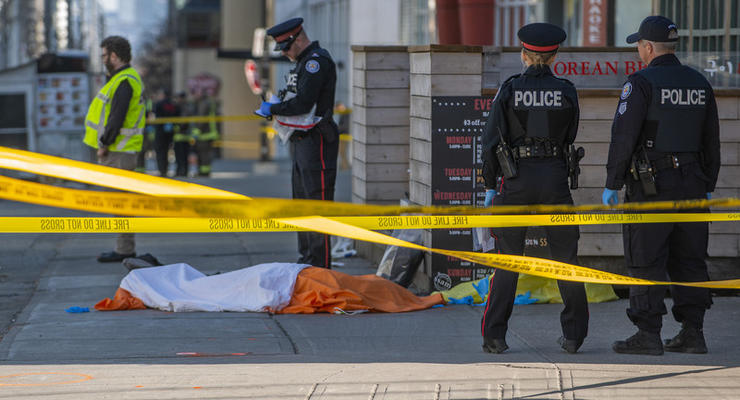 Число жертв наезда на пешеходов в Торонто выросло до десяти
