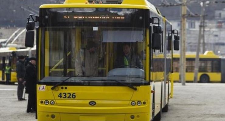 В Киеве хотят резко повысить стоимость проезда в коммунальном транспорте