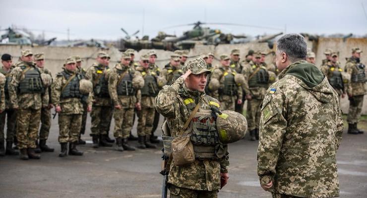 ВСУ в десятке сильнейших армий Европы - Порошенко