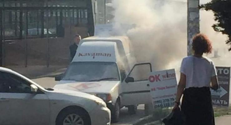 В Киеве горела автокофейня