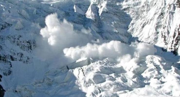 В швейцарских Альпах погибли четыре лыжника