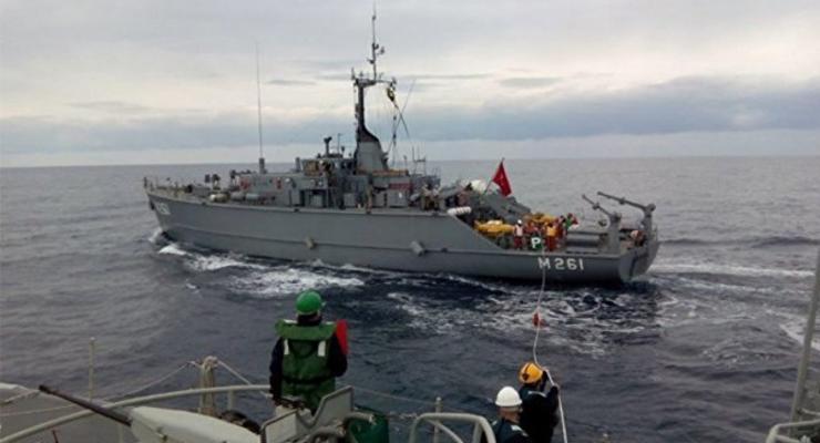 Турецкое судно таранило греческую военную лодку