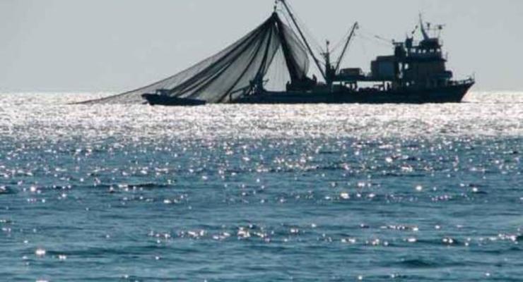 Россия задержала в Черном море украинское судно