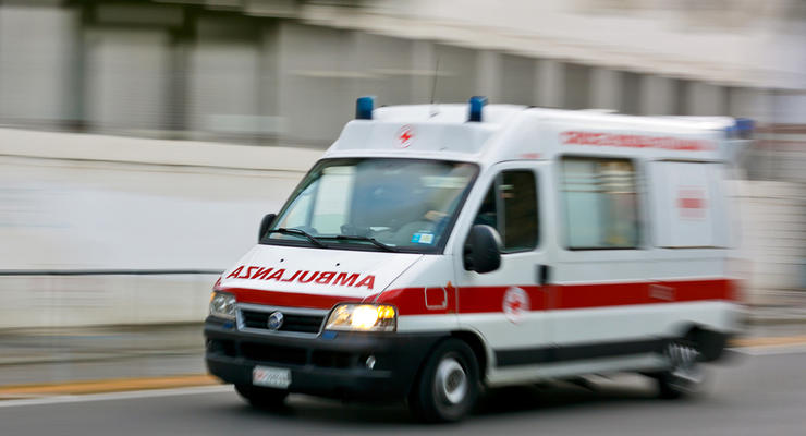 В Днепропетровской области 19 школьникам стало плохо на линейке