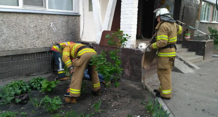 В Киеве мужчина погиб, упав с высоты многоэтажки