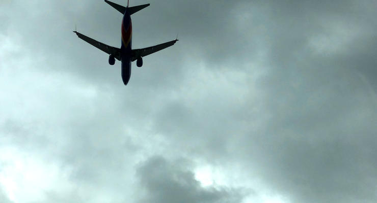 В небе над Москвой произошло опасное сближение самолетов - СМИ