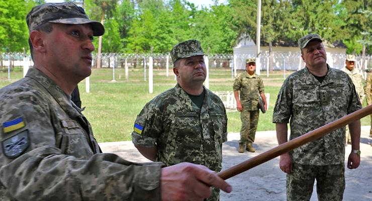 В Украине построят 15 хранилищ для боеприпасов