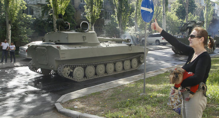 В ОБСЕ назвали запрещенное вооружение на парадах в ЛДНР