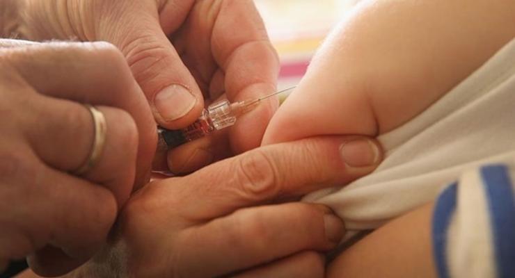 В Украине треть справок о прививках фальшивые - ЮНИСЕФ