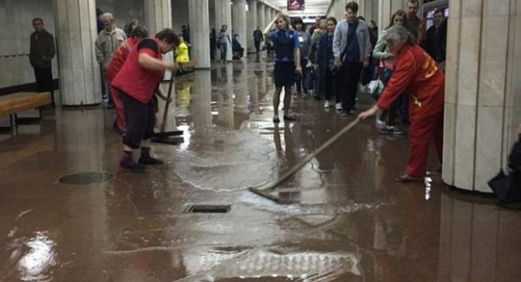 В Харькове затопило станцию метро Холодная гора