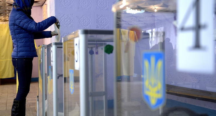 Социологи назвали лидеров электоральных симпатий украинцев