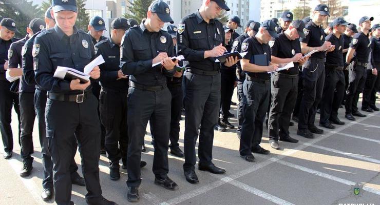 Киевские патрульные провели учения перед финалом ЛЧ