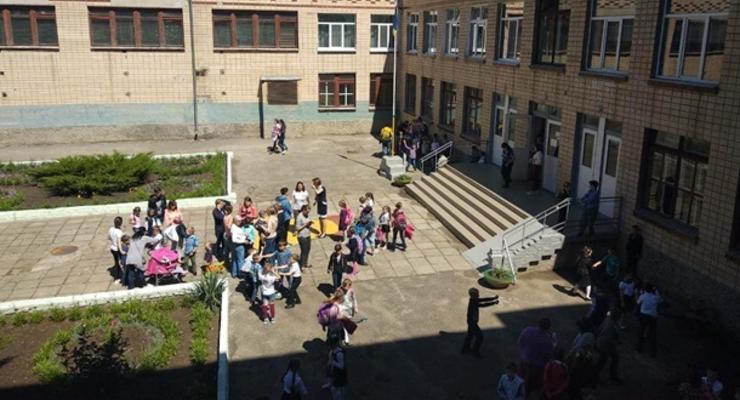 Отравление в Николаеве: в больнице остаются 29 детей