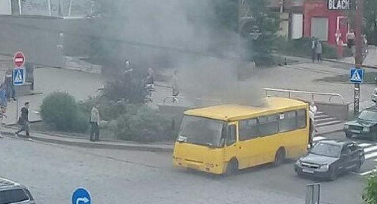 В Донецке взорвалась маршрутка