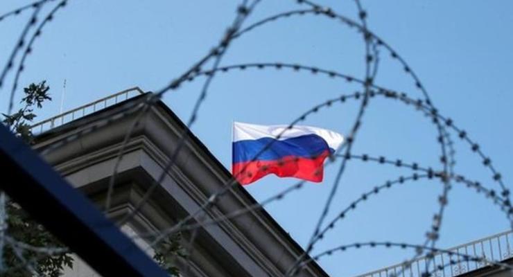 Украина ввела санкции против 1748 лиц, связанный с российской агрессией