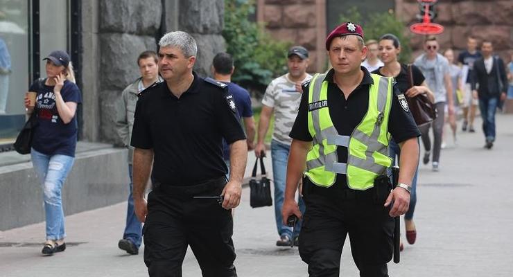 Порядок в Киеве охраняют десять тысяч силовиков