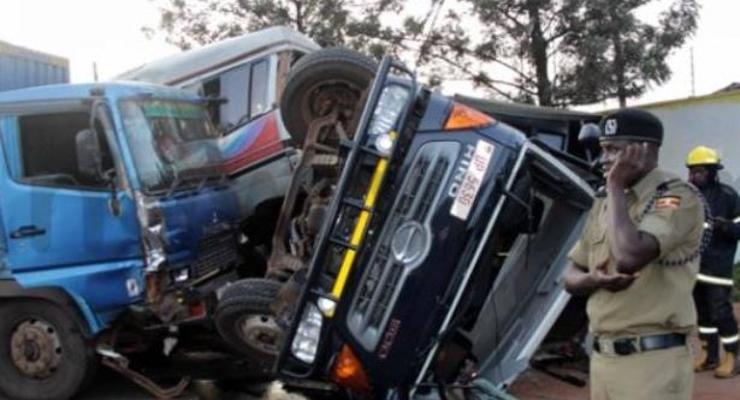 Жертвами ДТП с автобусом в Уганде стали 48 человек