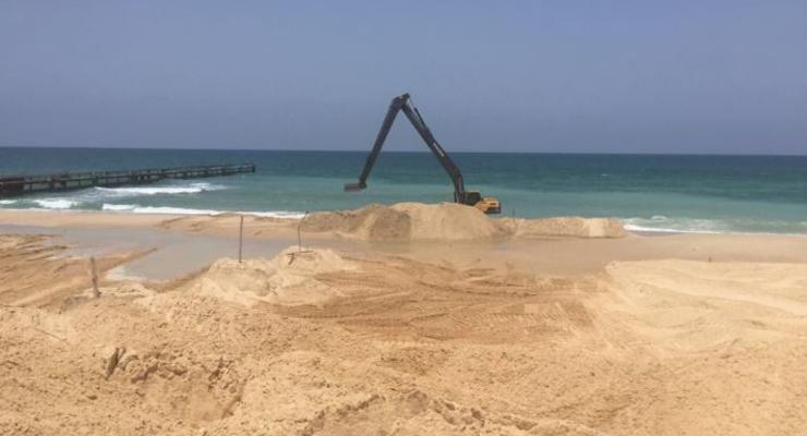 Израиль начал строить морской барьер на границе с сектором Газа