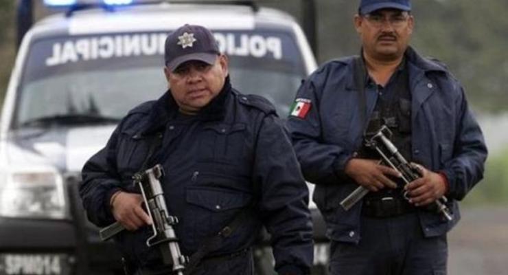 В Мексике застрелили шестерых полицейских