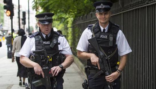Повышенная угроза терактов в Великобритании сохранится еще два года
