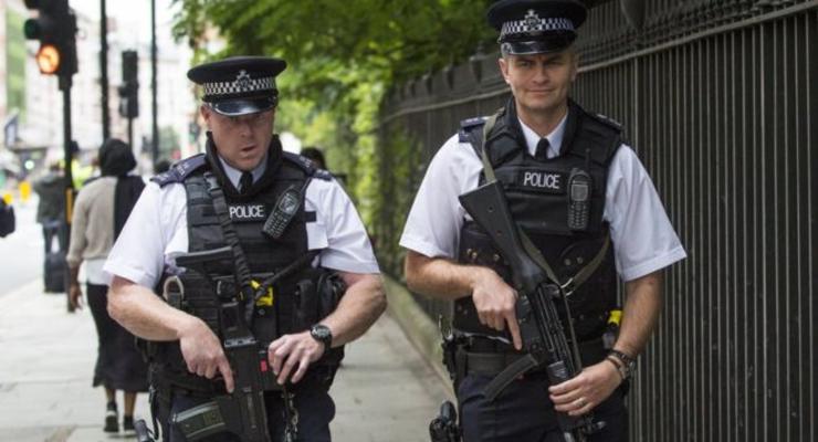 Повышенная угроза терактов в Великобритании сохранится еще два года