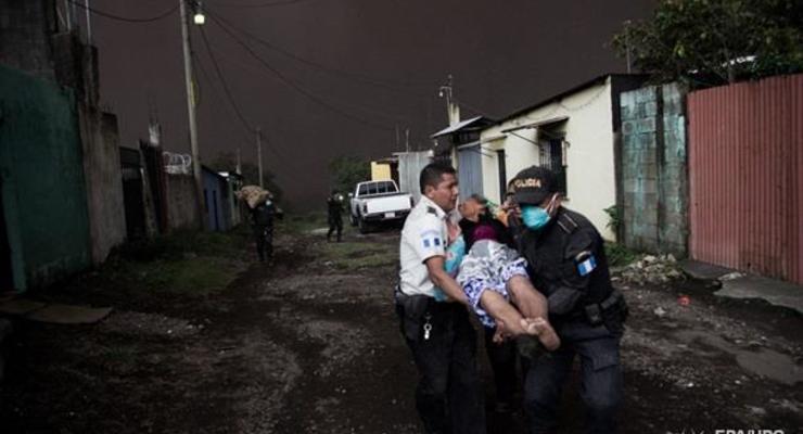 Извержение вулкана в Гватемале: число жертв увеличилось