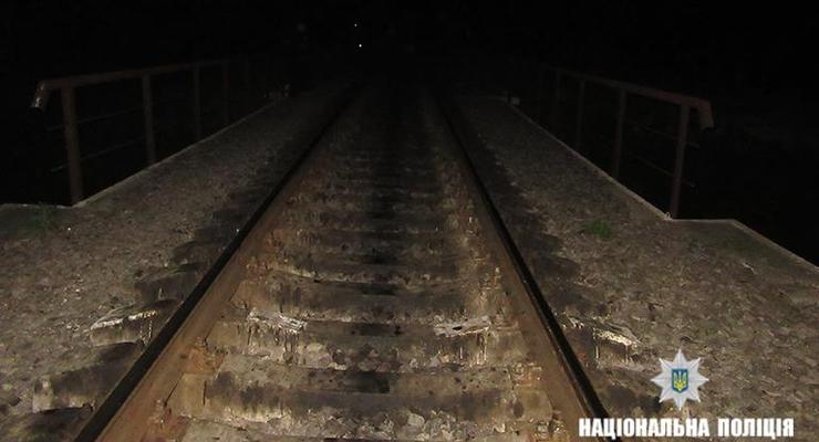 На Прикарпатье пассажирский поезд насмерть сбил мужчину
