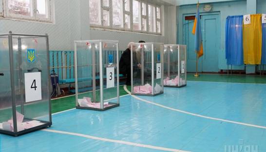 Президентский рейтинг: поддержка лидеров не превышает 9%