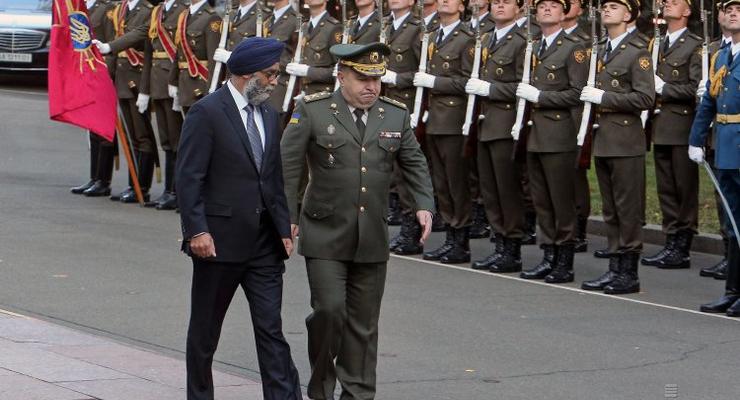 Канада увеличит размер военной помощи Украине