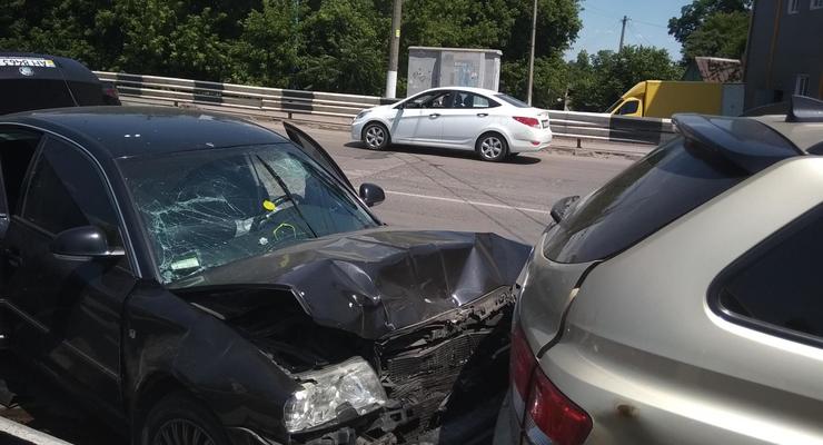 В Мариуполе в ДТП разбились пять авто