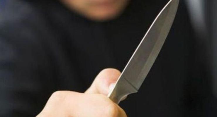 В Мелитополе участника АТО ударили ножом в живот