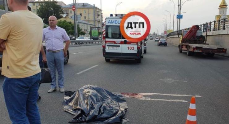 В Киеве пешеходу оторвало голову в ДТП