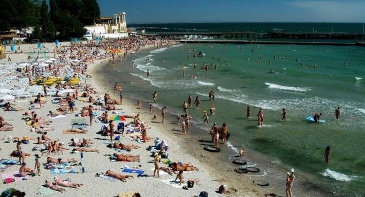 В Одессе на пляже задержали 72-летнего педофила