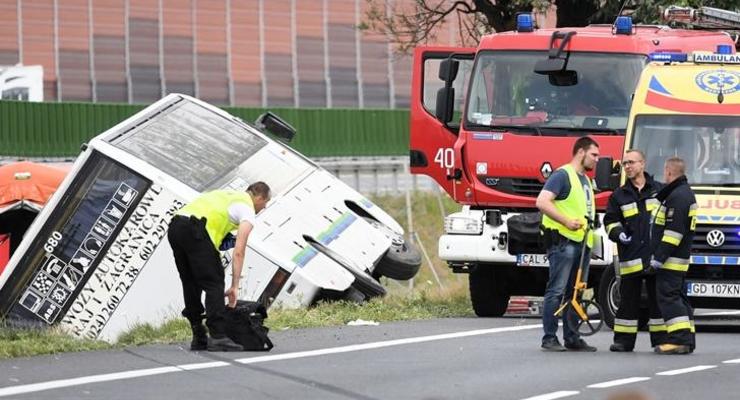 Число пострадавших в ДТП с автобусом в Польше выросло до 29