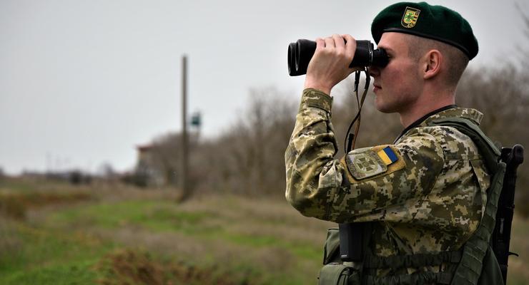 На Буковине 20 человек напали на пограничников