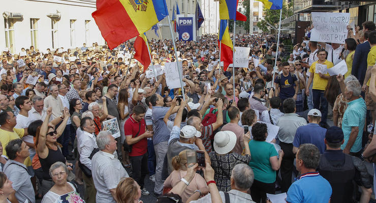 В Кишиневе массовые протесты против результатов выборов мэра